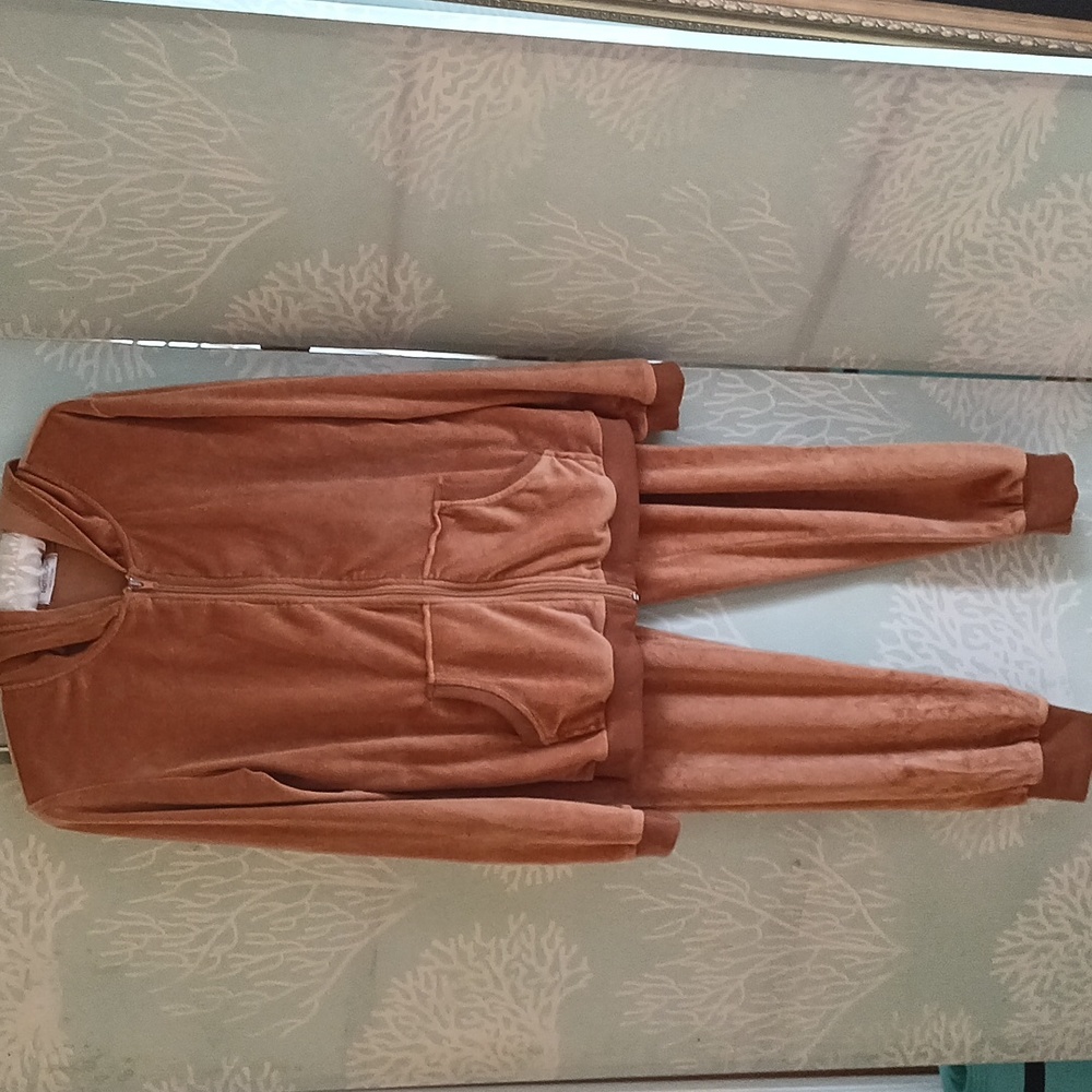 Ladies Two Piece Set